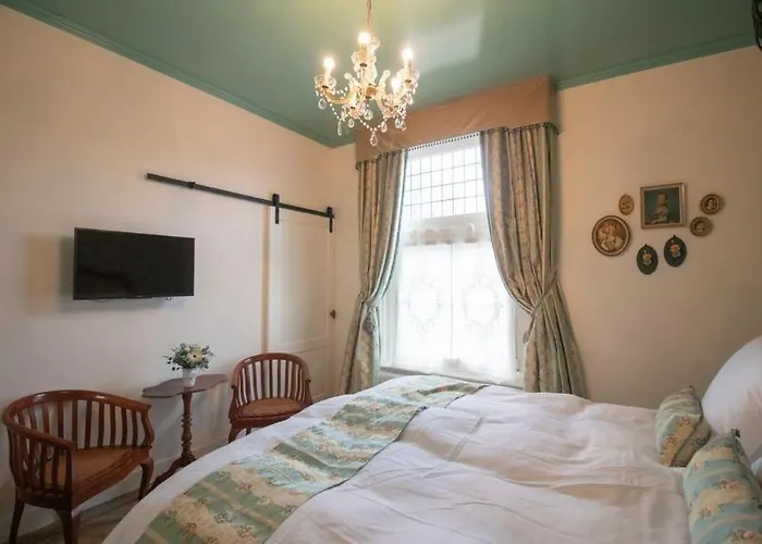 Hotellerie Het Wapen Athlone Отель De Steeg